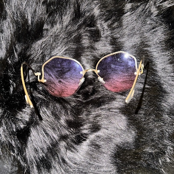 Fun Sunglasses - Picture 3 of 3